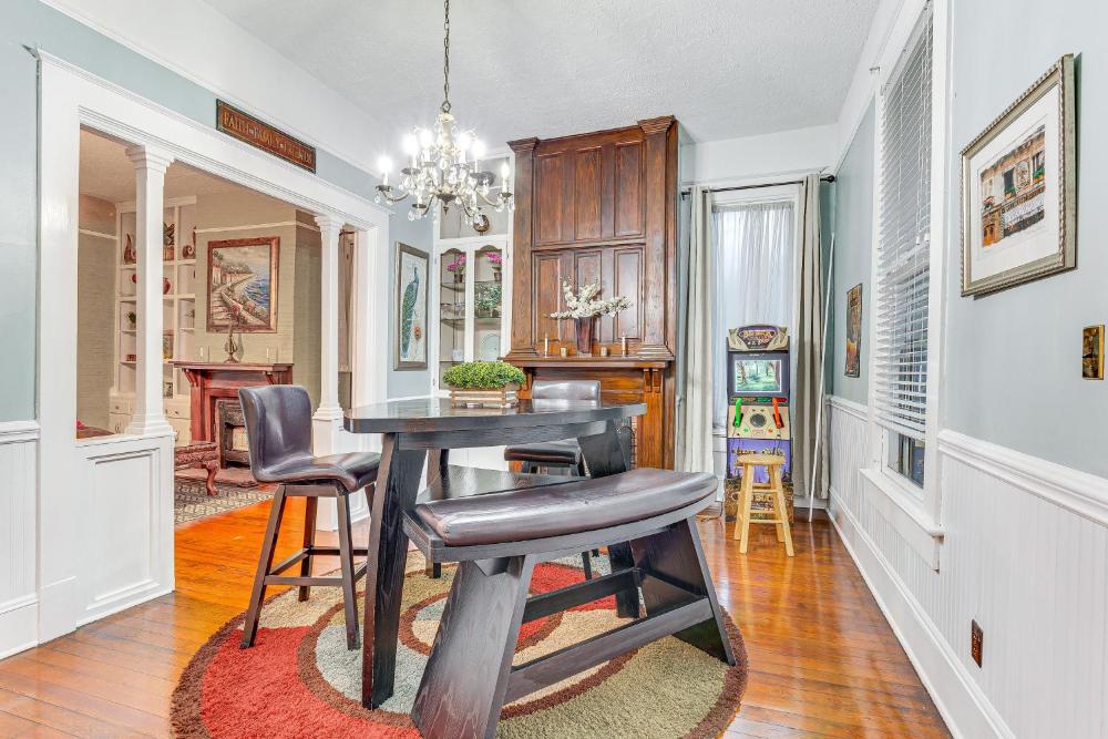 Walk to Downtown Historic Home in Mobile